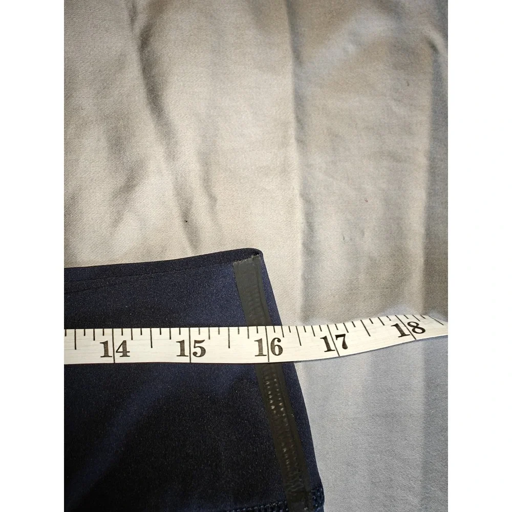 SPANX By Sara Blakely XL Women's Blue‎ Nylon Blend Leggings zipper detail